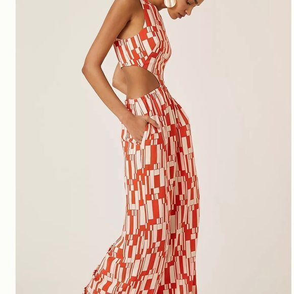 NWT Corey Lynn Calter Cutout
Wide-Leg Jumpsuit
Size XS 
Retail $170 - Picture 4 of 7